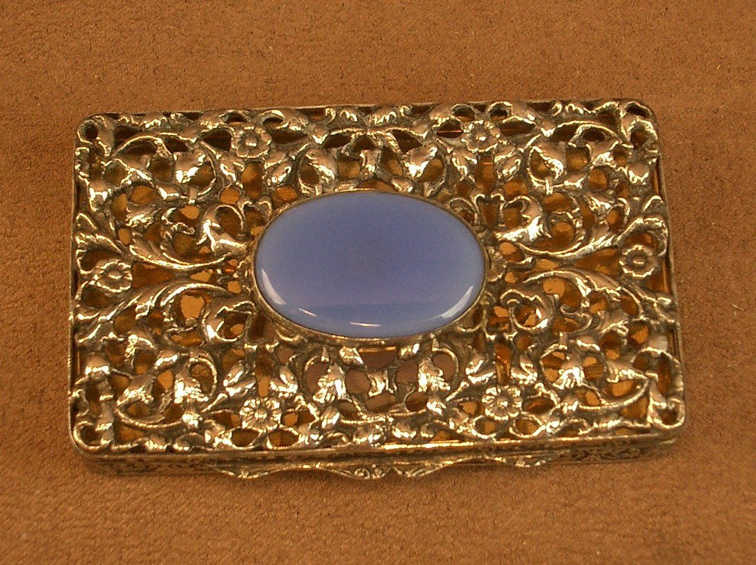 Boite ancienne en argent massif ajouré et pierre bleue-photo-2