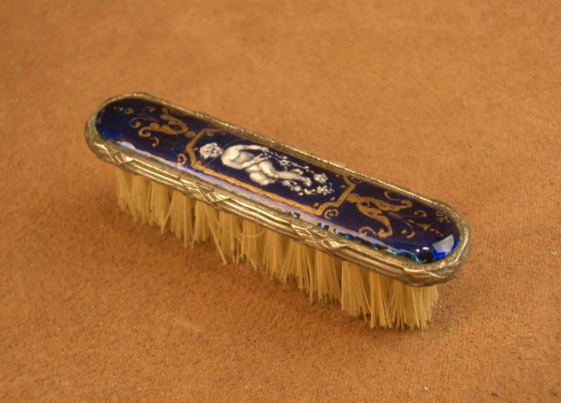 Ancienne brosse a moustache en argent émaillée -photo-6