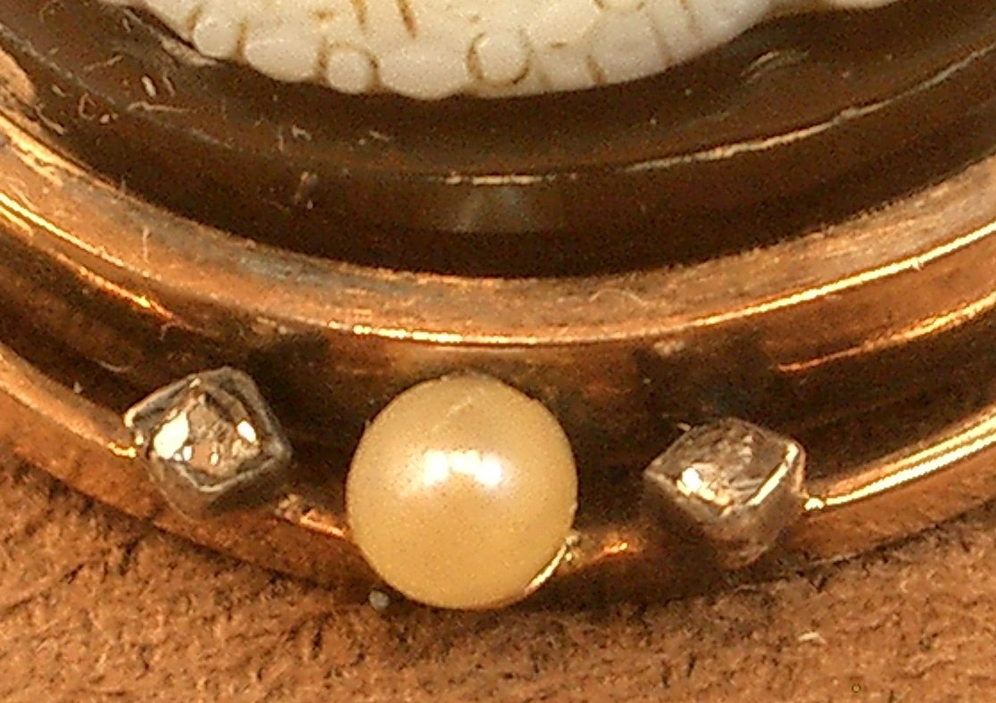 Broche ancienne en or 18k , camée en pierre dure XIXe siècle-photo-3