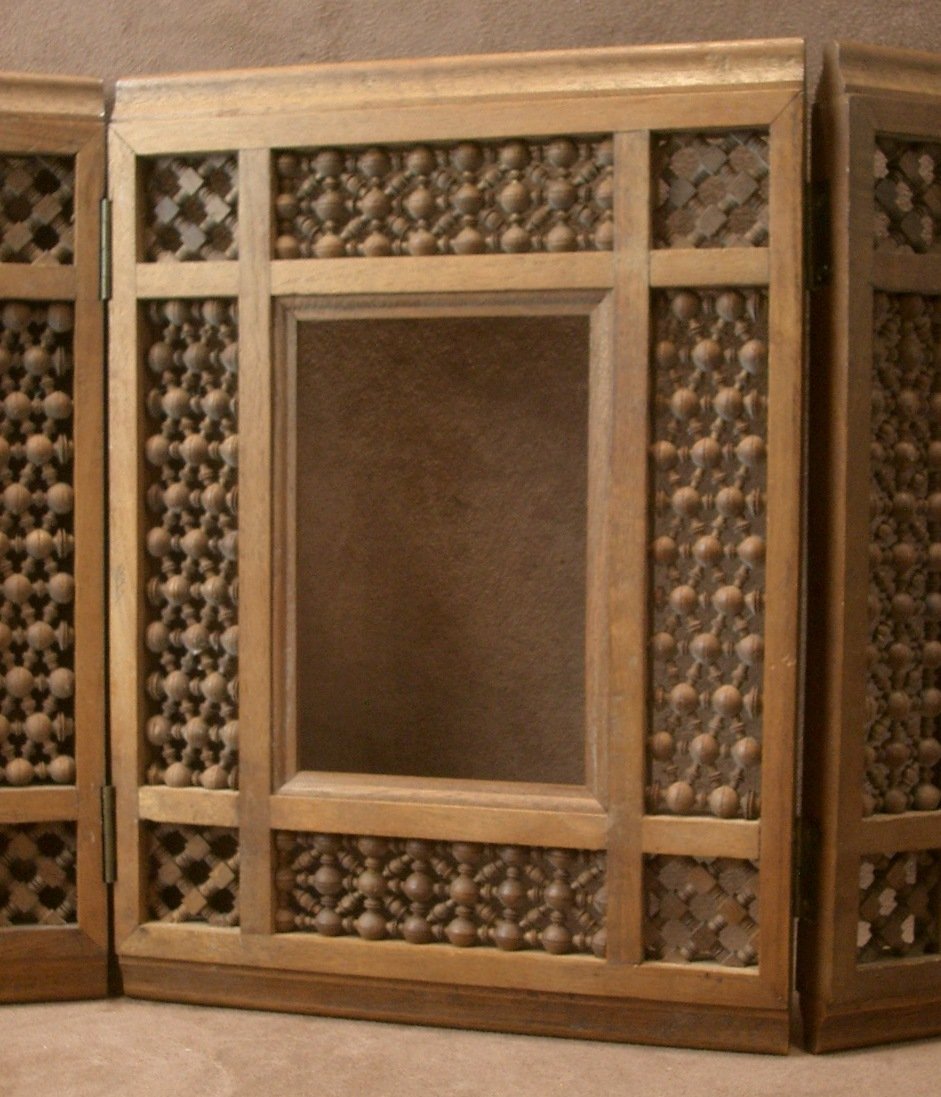 Orientalist Triptych Folding Frame With Moucharabieh Décor-photo-3