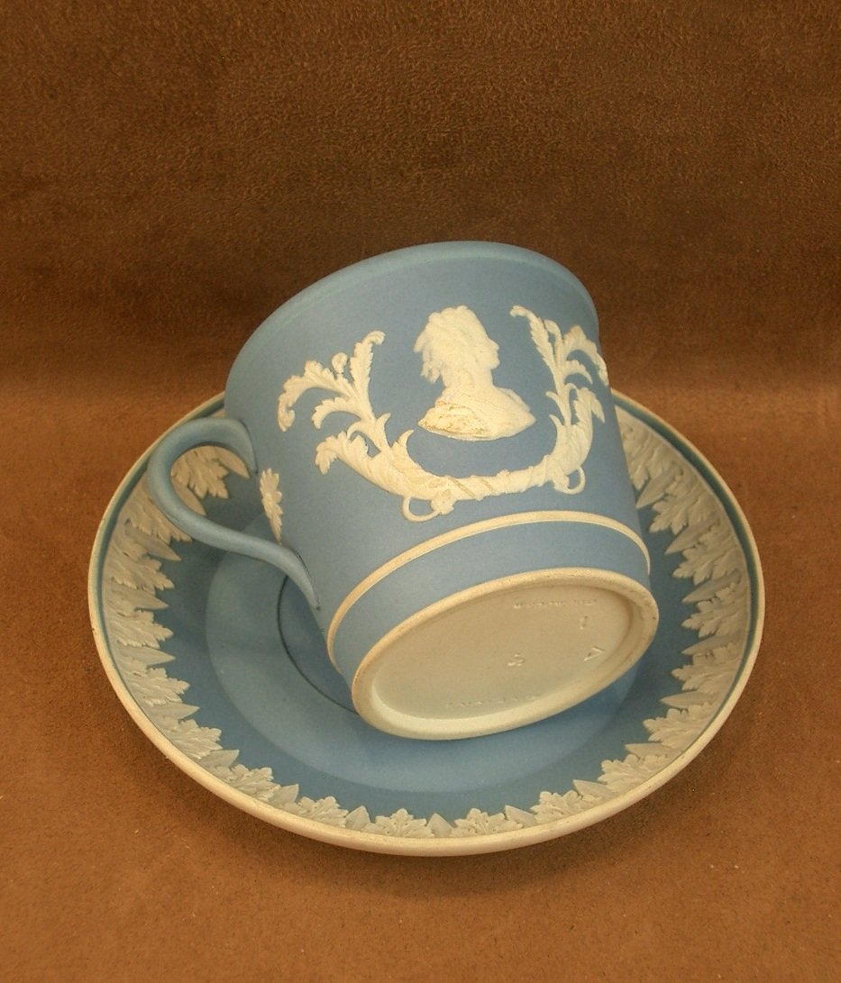 Chocolate Cup, Wedgwood Cookie Porcelain, Portrait Of Louis XVI And Marie-antoinette-photo-2