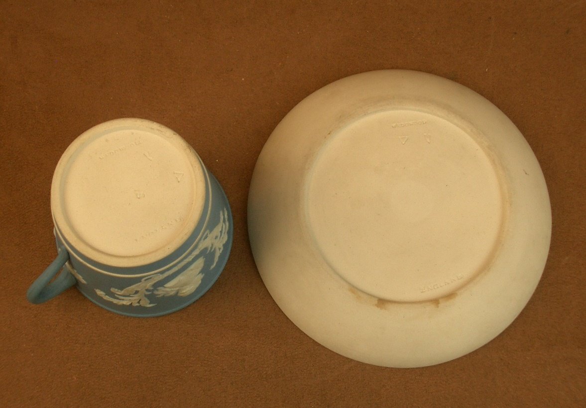 Chocolate Cup, Wedgwood Cookie Porcelain, Portrait Of Louis XVI And Marie-antoinette-photo-4
