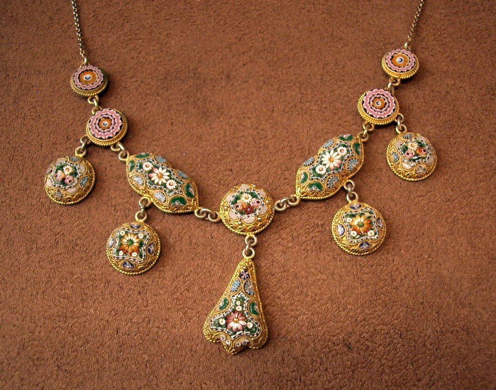 Antique Drapery Necklace In Silver, Vermeil And Micro Mosaic-photo-1