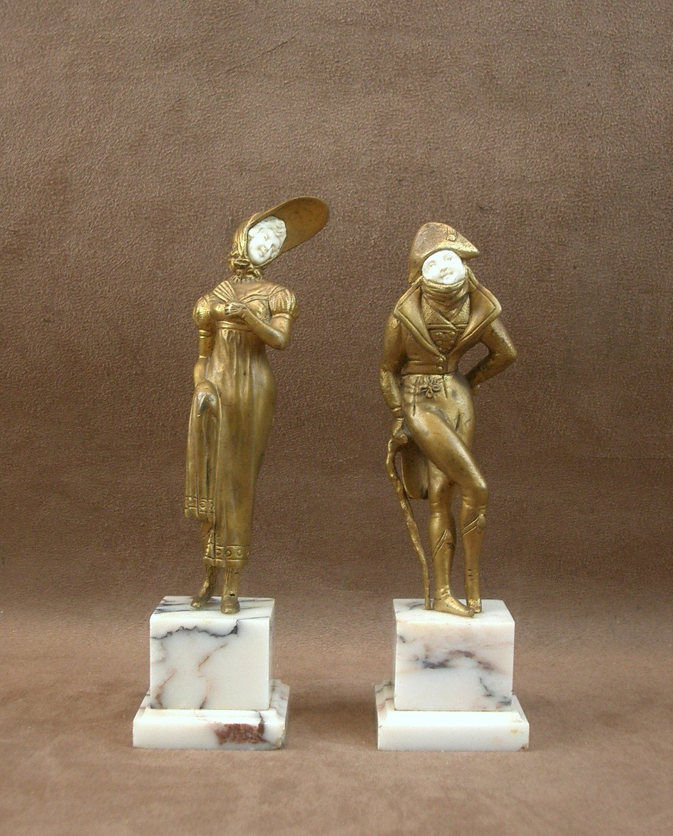 Couple d'élégants , Sculptures Chrysélephantines vers 1930 signées Degrange