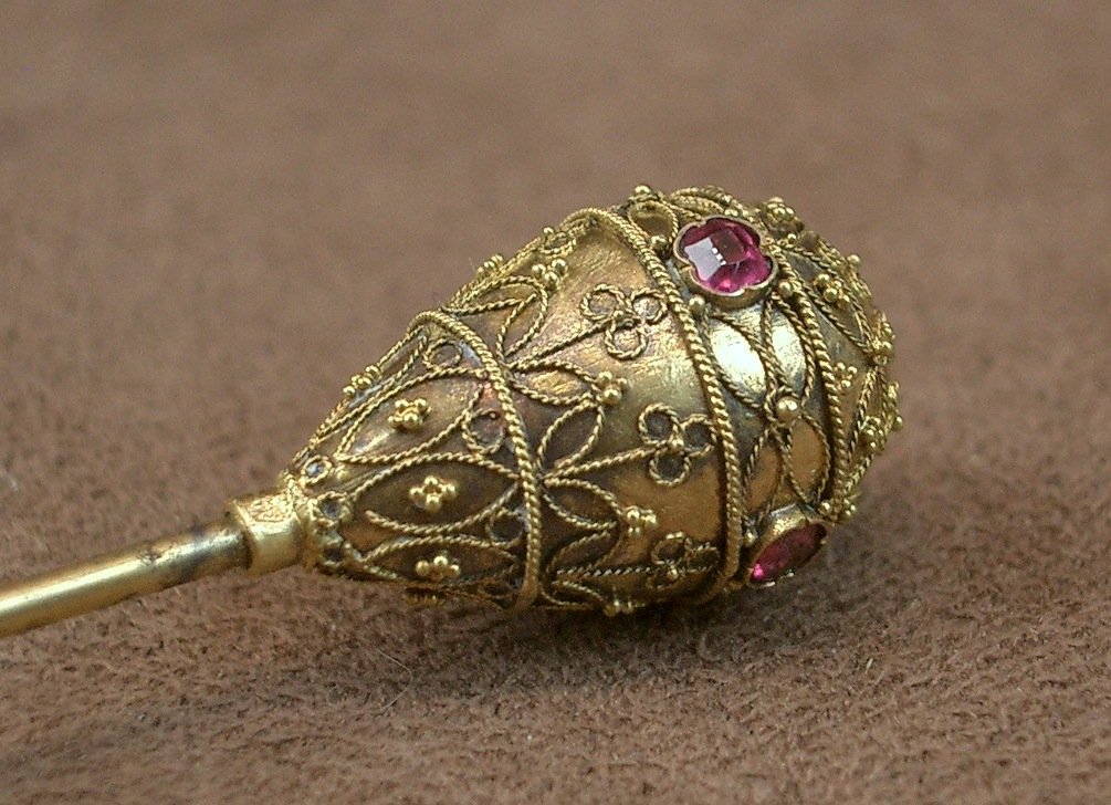 Epingle à chapeau ancienne en or 18k et rubis XIXe siècle -photo-1