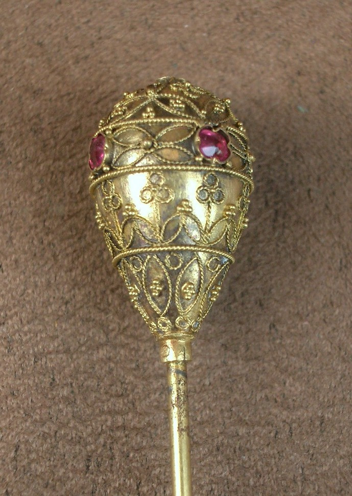 Epingle à chapeau ancienne en or 18k et rubis XIXe siècle 
