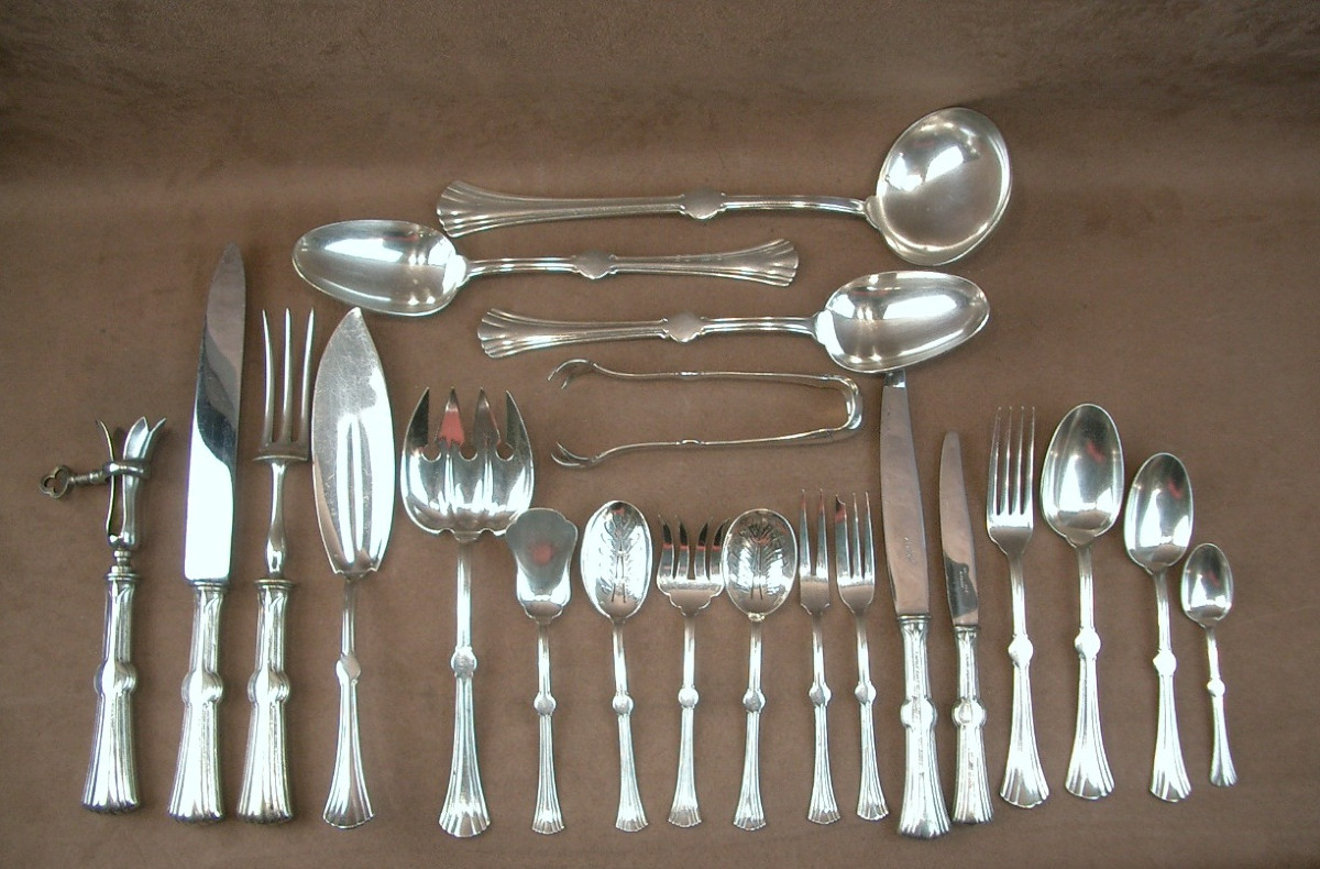 Art Nouveau Silver-plated Christofle Lotus Model 108 Pieces