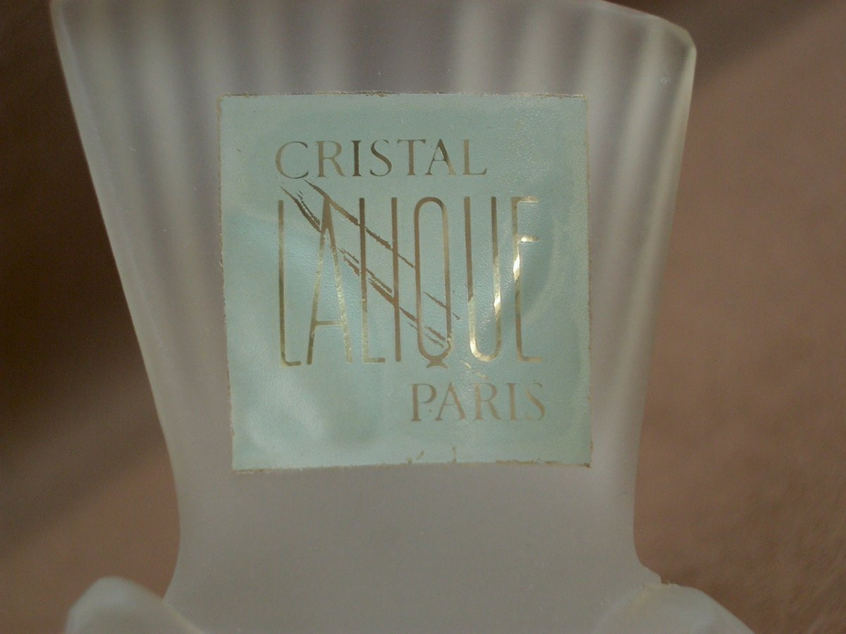 Oiseau moineau en cristal dépoli signé Lalique-photo-7
