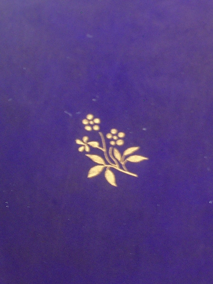 Vase balustre en porcelaine de Sèvres, semis de fleurettes sur fond bleu de four -photo-5