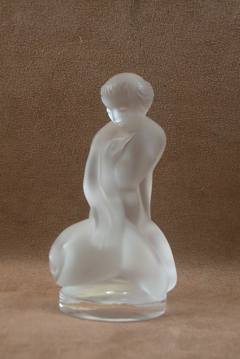 Statuette en cristal femme Léda et le Cygne signée Lalique -photo-2