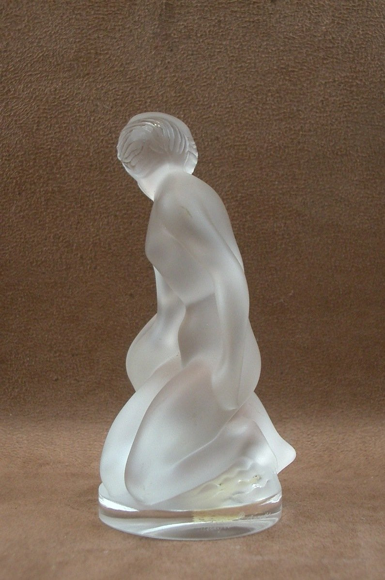 Statuette en cristal femme Léda et le Cygne signée Lalique -photo-2