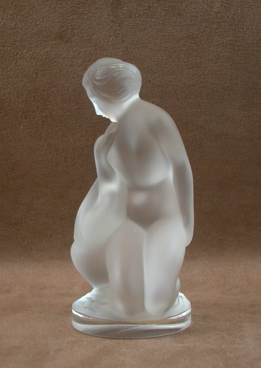 Statuette en cristal femme Léda et le Cygne signée Lalique -photo-3