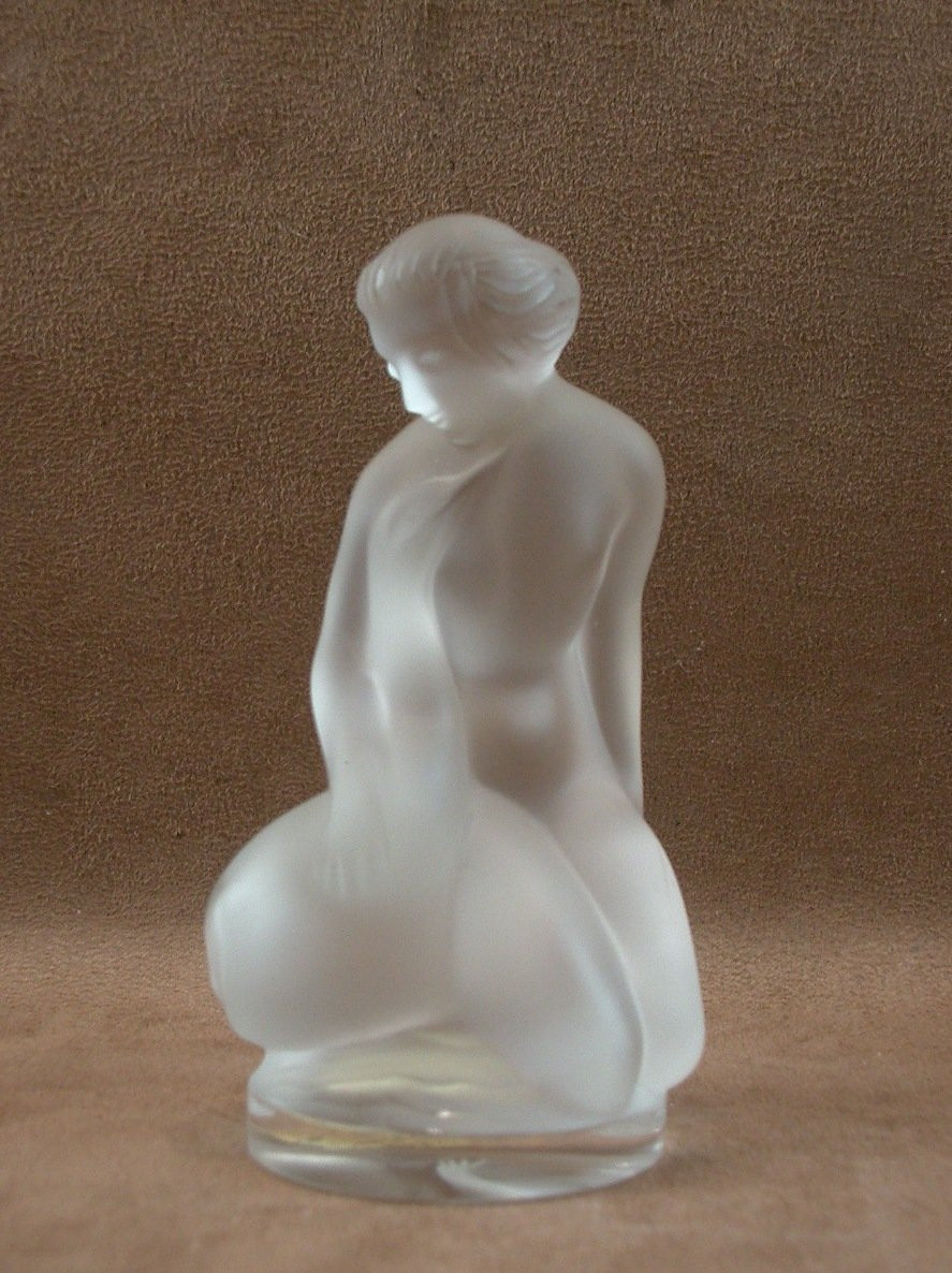 Statuette en cristal femme Léda et le Cygne signée Lalique -photo-4