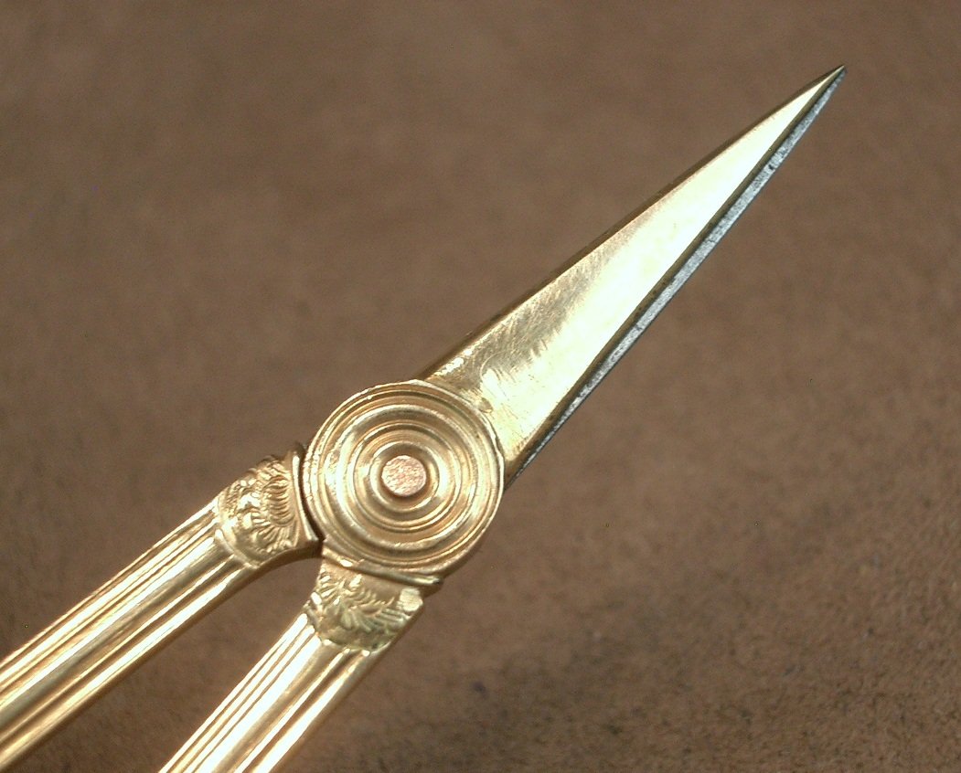 Paire de ciseaux en or 18K XVIIIe siècle-photo-1