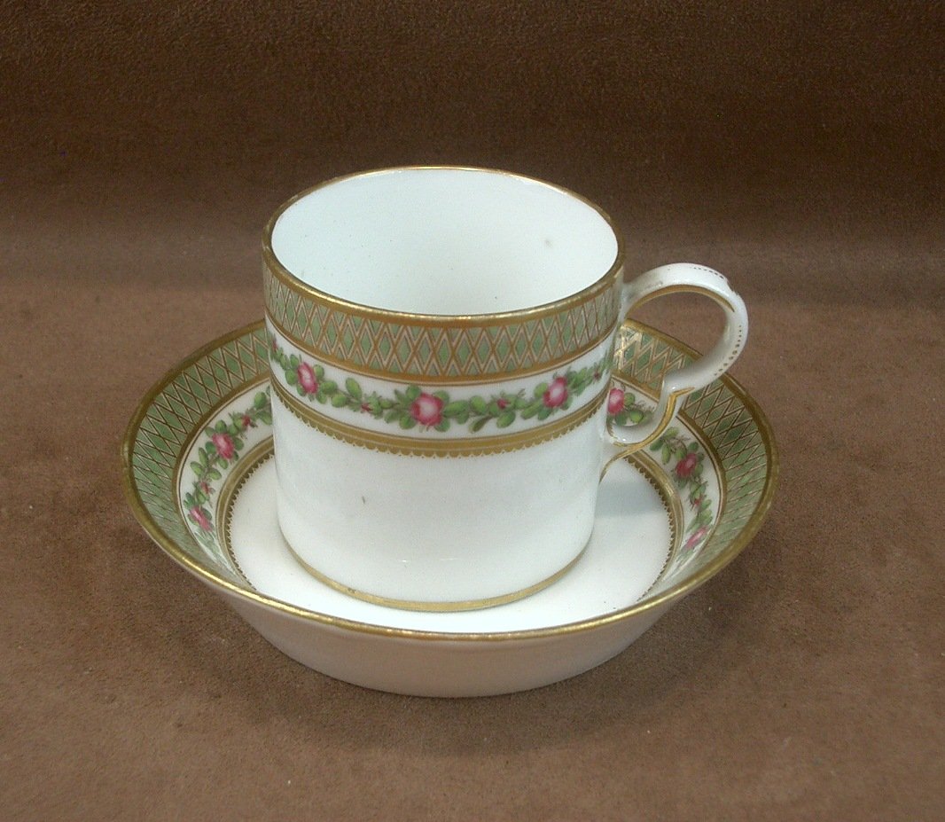 Tasse Litron  Porcelaine de Paris Manufacture de Clignancourt Comte de Provence, fin du XVIIIe-photo-2