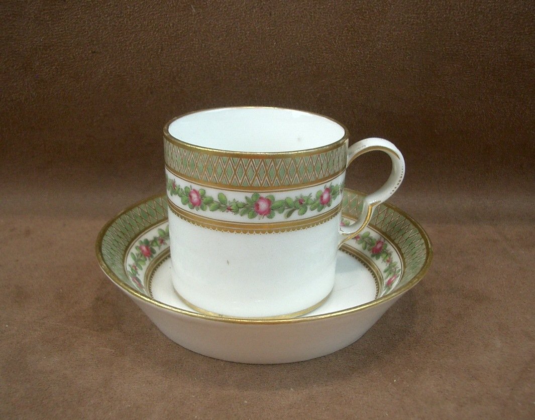 Tasse Litron  Porcelaine de Paris Manufacture de Clignancourt Comte de Provence, fin du XVIIIe-photo-3