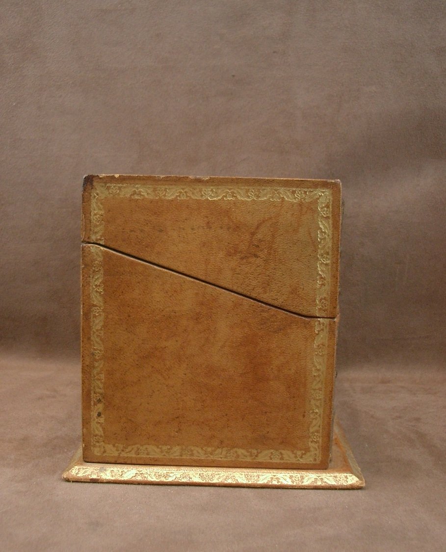 Trompe-l'oeil Leather-look Book-shaped Mail Box -photo-2