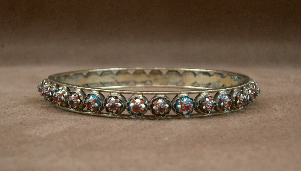 Bracelet ancien jonc en vermeil et émaux bressans