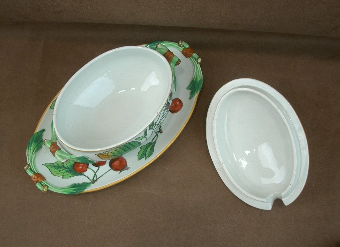 Creil-montereau Earthenware Sugar Bowl Or Sauceboat With A Red Fruit Design -photo-5