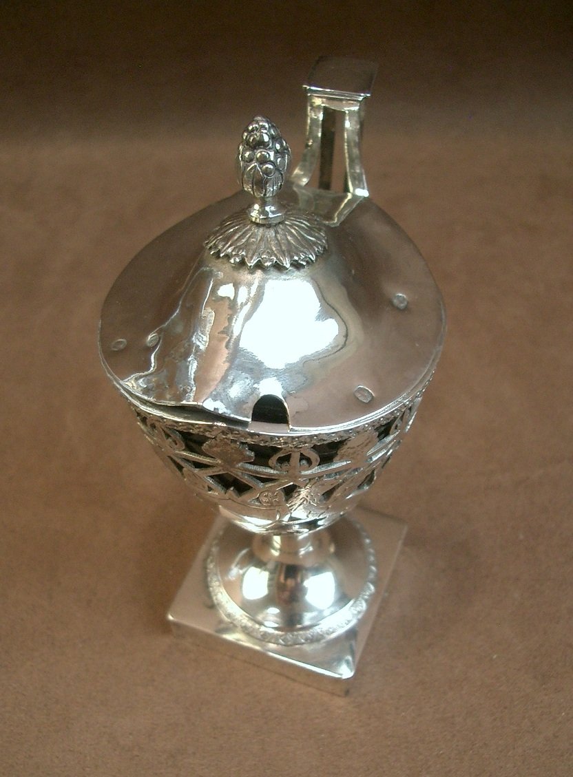 Solid Silver Mustard Pot With The "1st Rooster" Hallmark, Late 18th Century-photo-3