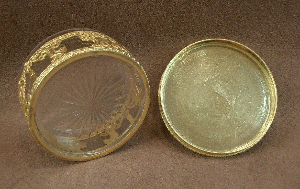 Boite ronde en cristal bronze et laiton doré XIXe siècle -photo-4