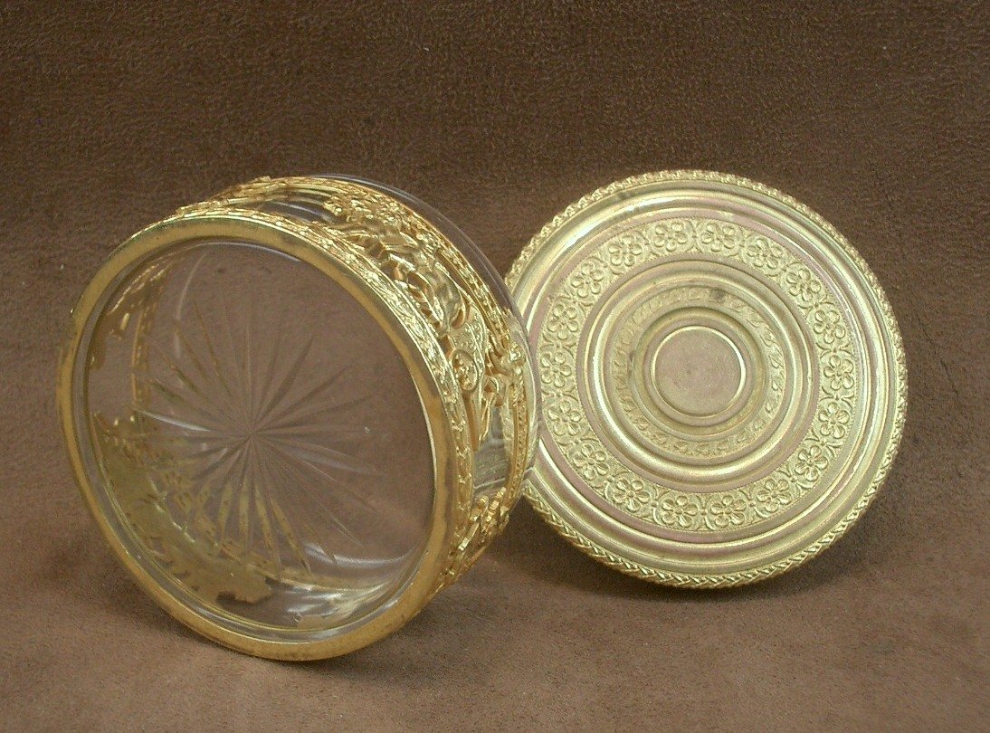 Boite ronde en cristal bronze et laiton doré XIXe siècle -photo-5
