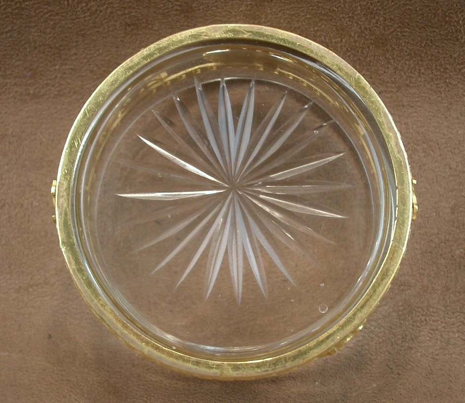 Boite ronde en cristal bronze et laiton doré XIXe siècle -photo-6