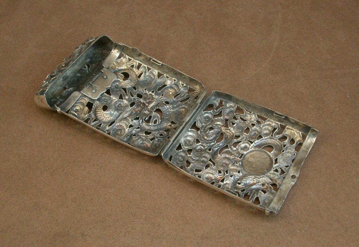 Solid Silver Cigarette Case With Dragon Design From China -photo-5