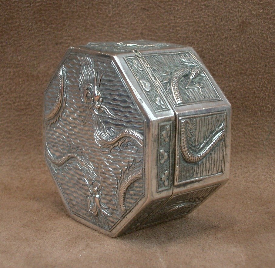 Octagonal Solid Silver Box With Dragon Design, China-photo-4