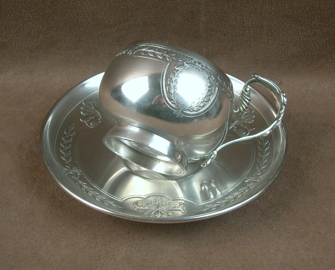 Solid Silver Cup And Saucer By Silversmith Victor Boivin-photo-2