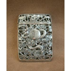 Etui à cigarette en argent massif à décor de dragon Chine