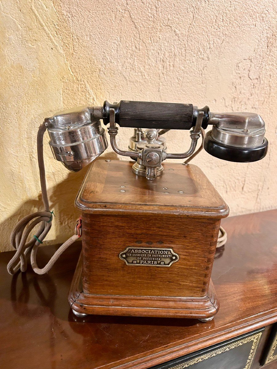 Old Model Telephone 1910 
