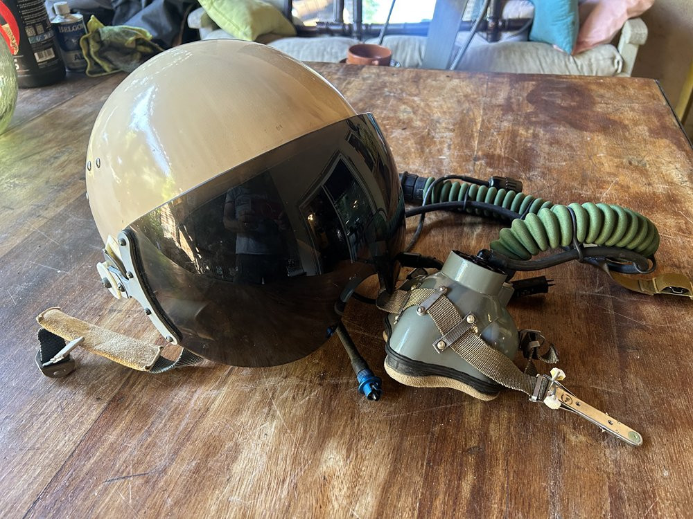 Russian Fighter Pilot Helmet 1960-photo-1