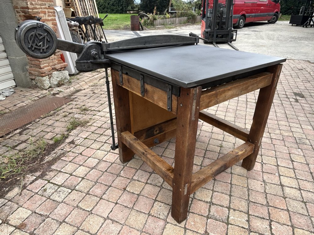 1900s Printing Guillotine -photo-3