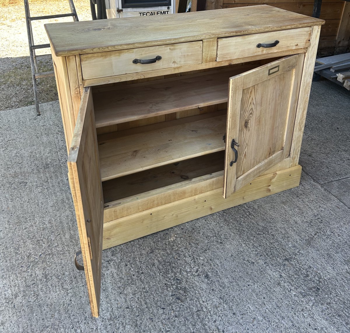 1900 Grocery Cabinet With 2 Doors And 2 Drawers-photo-4