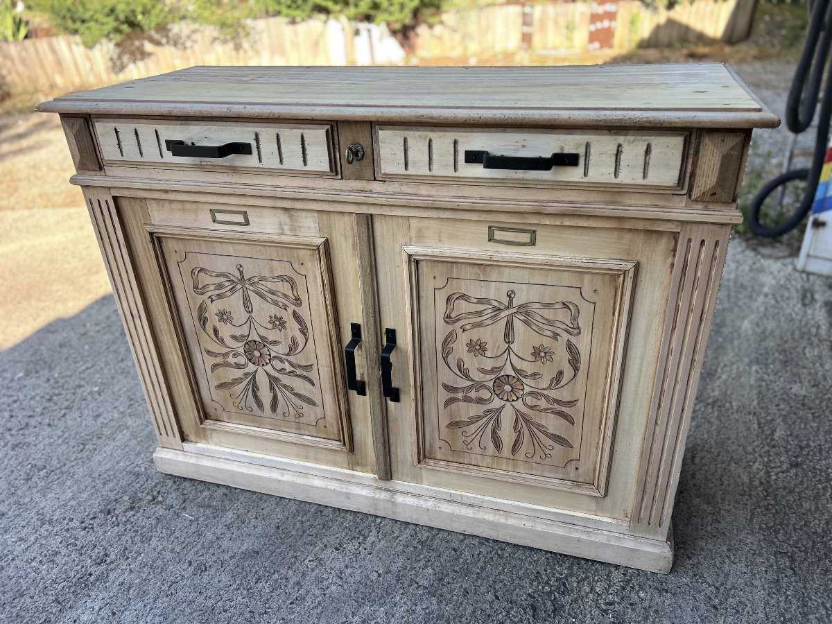 Antique 2-door Cabinet With Floral Designs, 1900