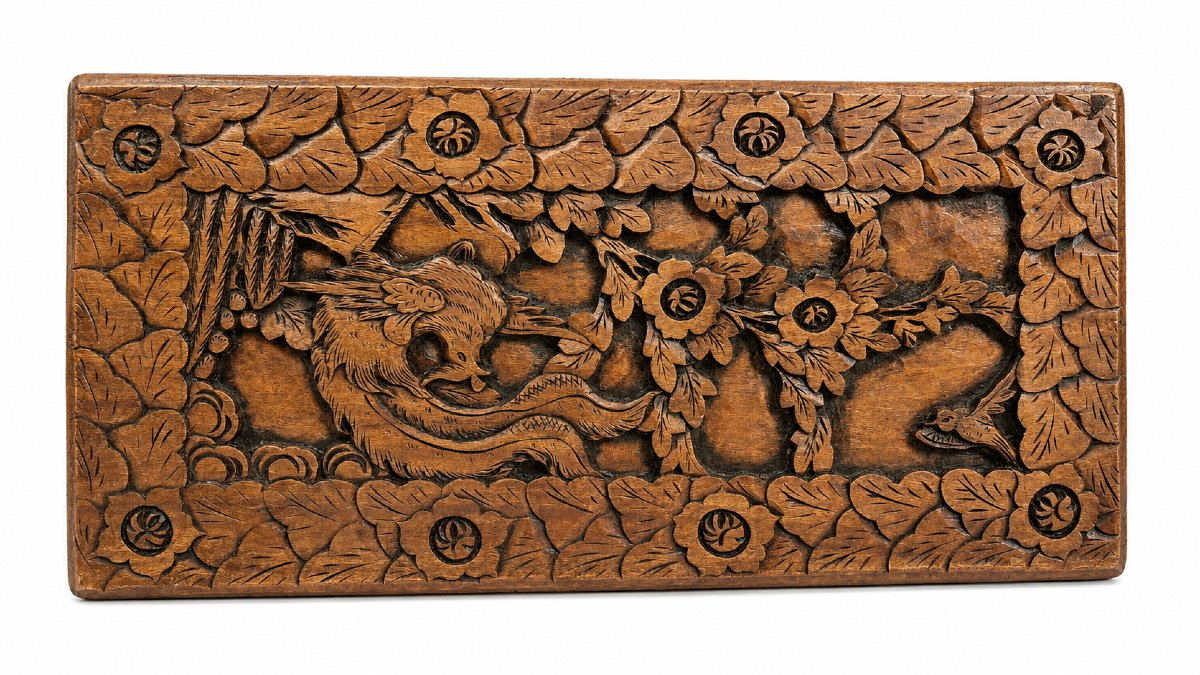  Coffre en Bois de Camphrier Sculpté-photo-3