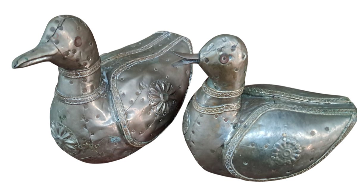 Paire de Canards Décoratifs Anciens en Métal -photo-3