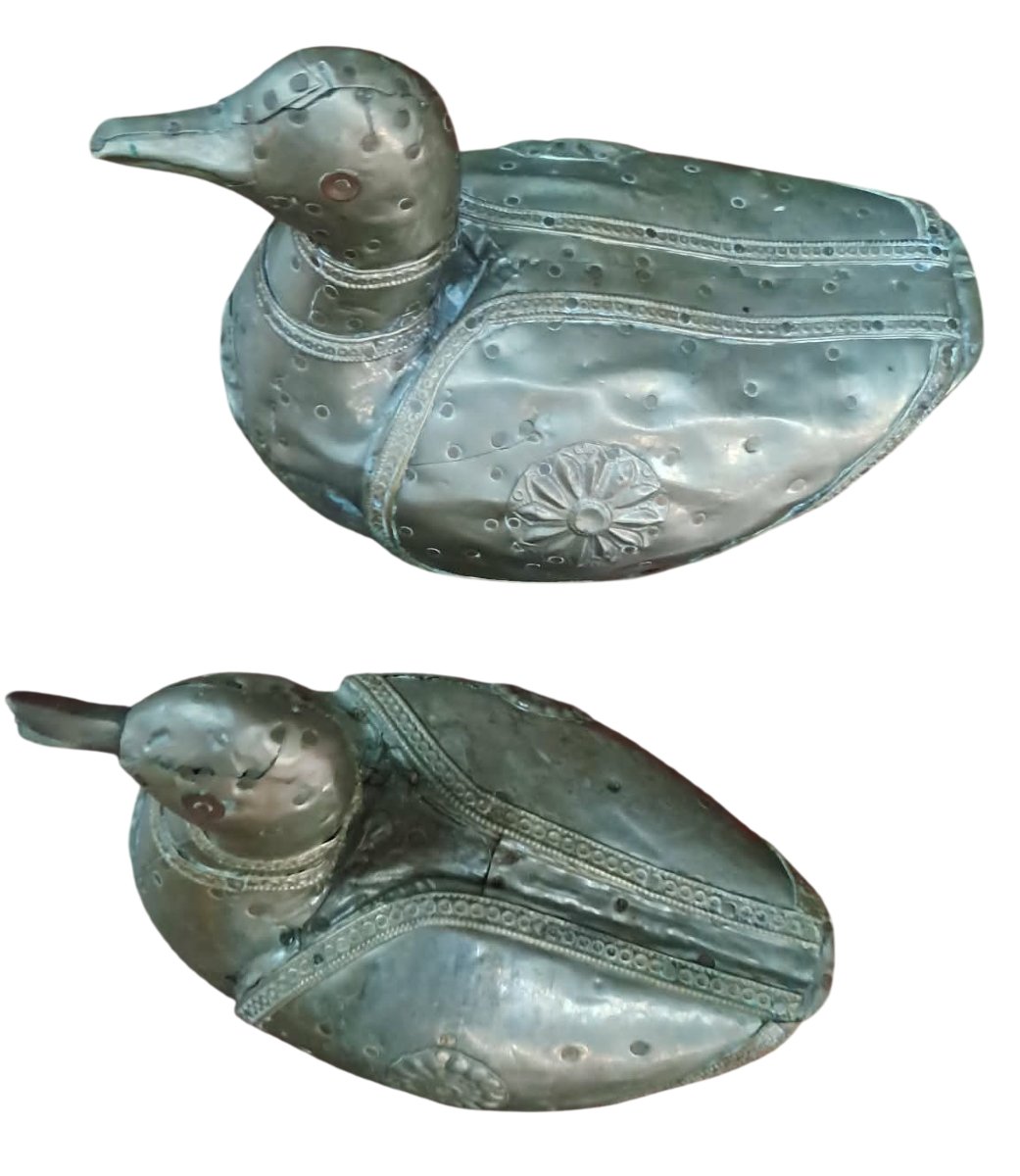 Paire de Canards Décoratifs Anciens en Métal -photo-4