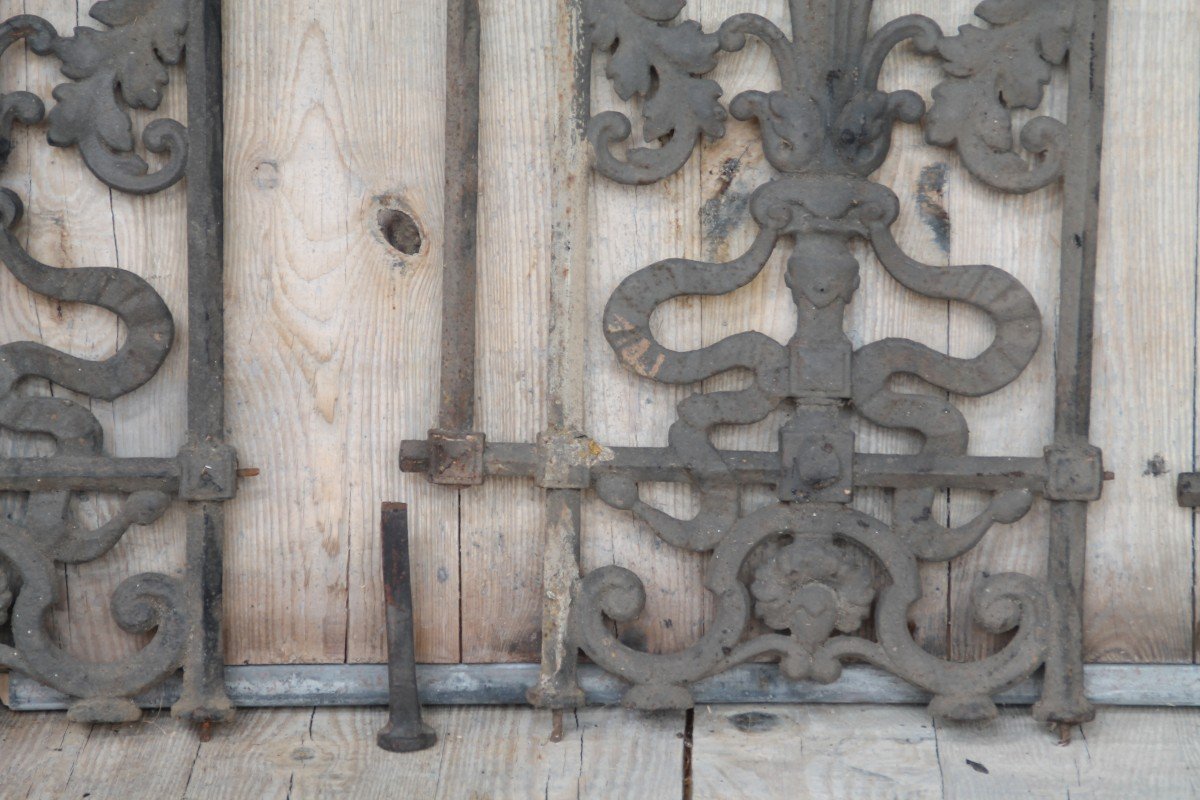 Cast Iron Railing-photo-2