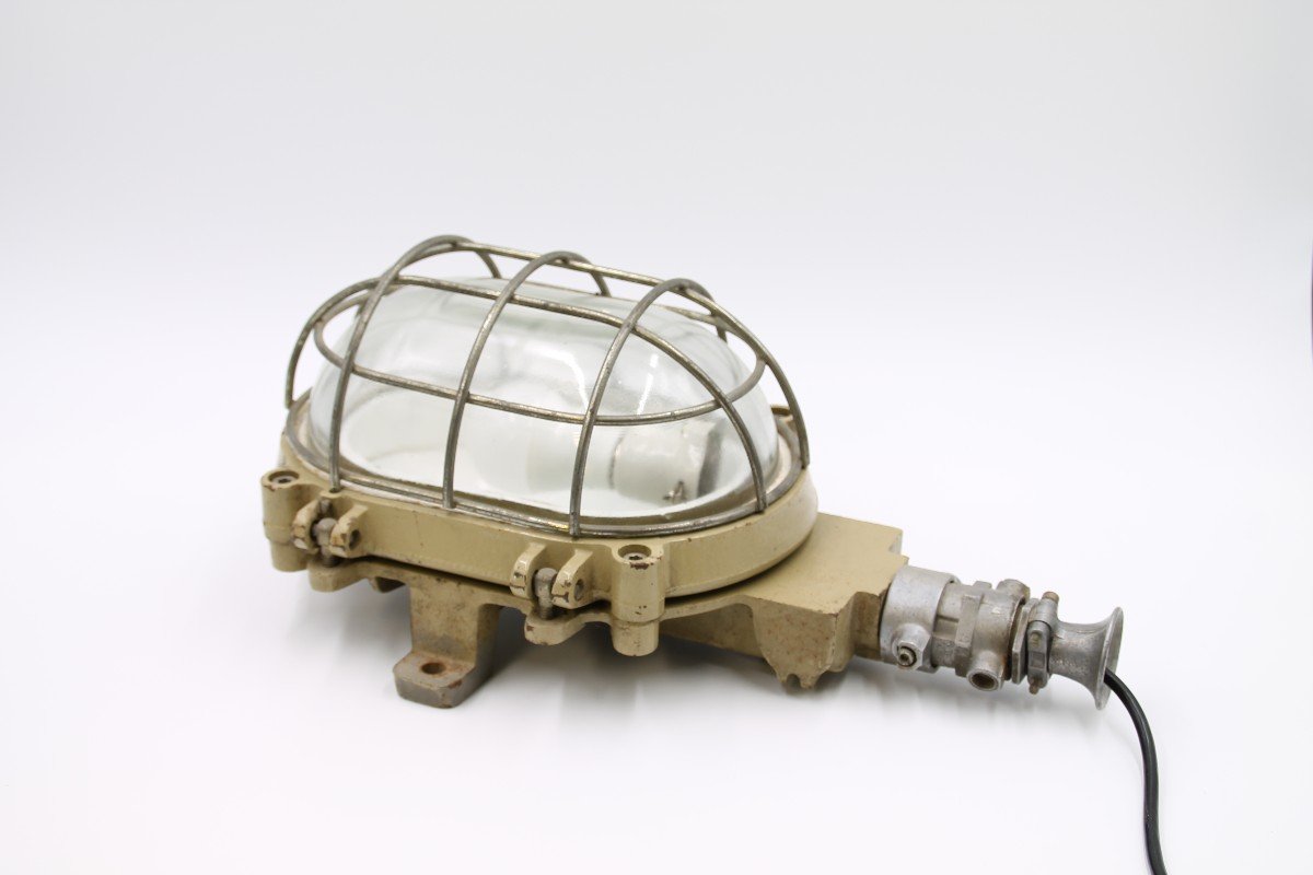 Explosion Proof Industrial Lamp-photo-3