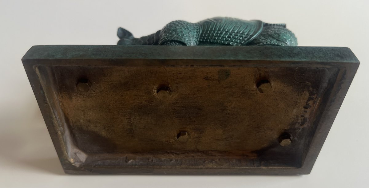 SALVADOR DALÍ (1904-1989) Rhinocéros habillé en dentelle Bronze à patine vert-de-gris et dorée-photo-2