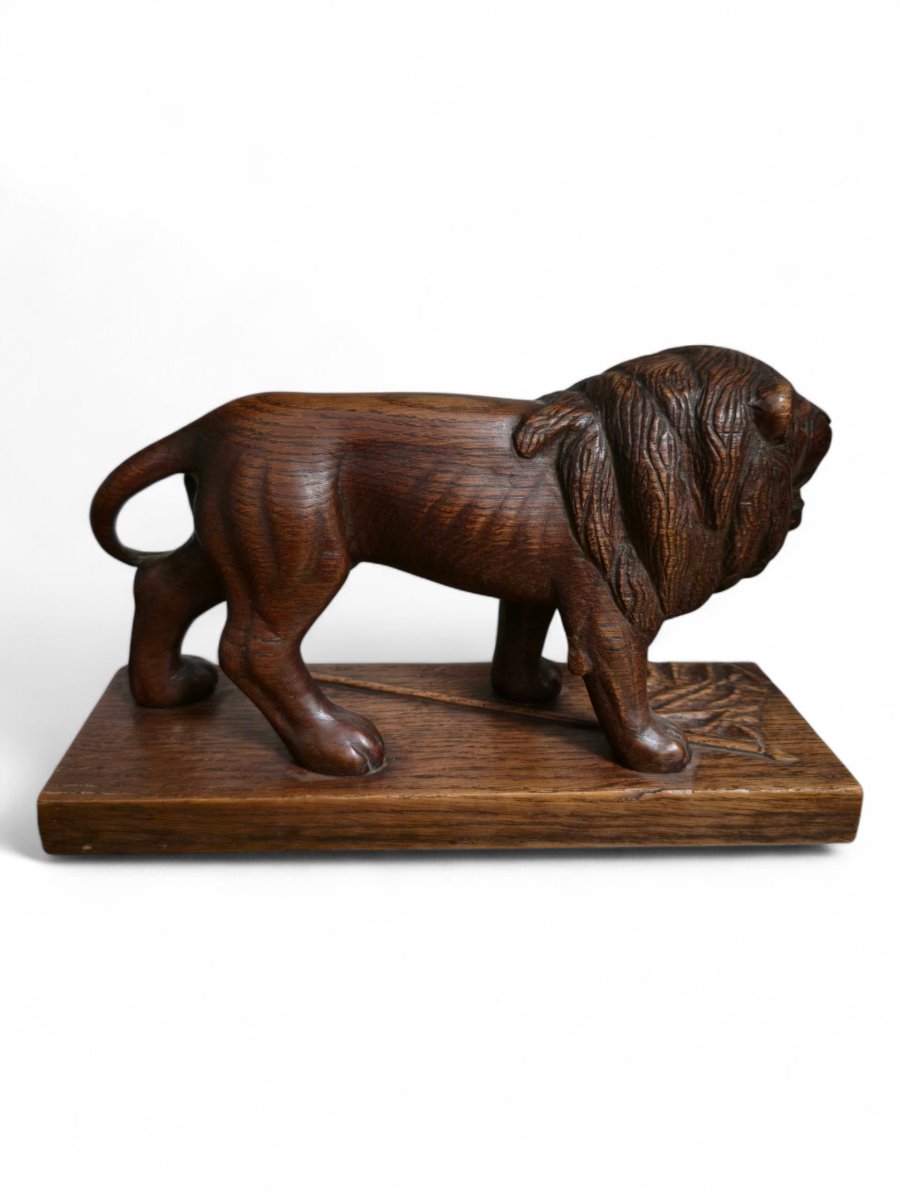Lion en bois sculpté-photo-2