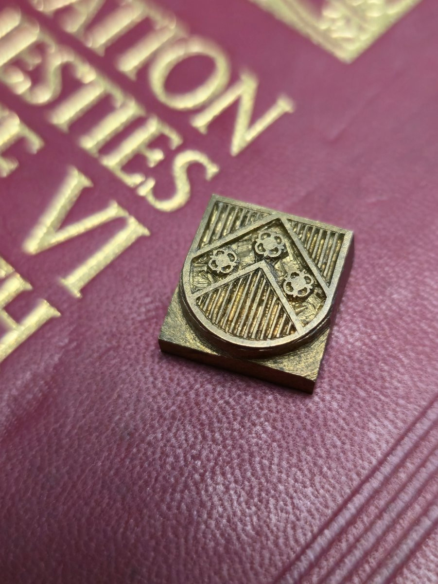 Iron Plate Matrix For Bookbinder/gilder - Heraldic Crest Of The Blackadder Clan, Scotland, Circa 1900-photo-1