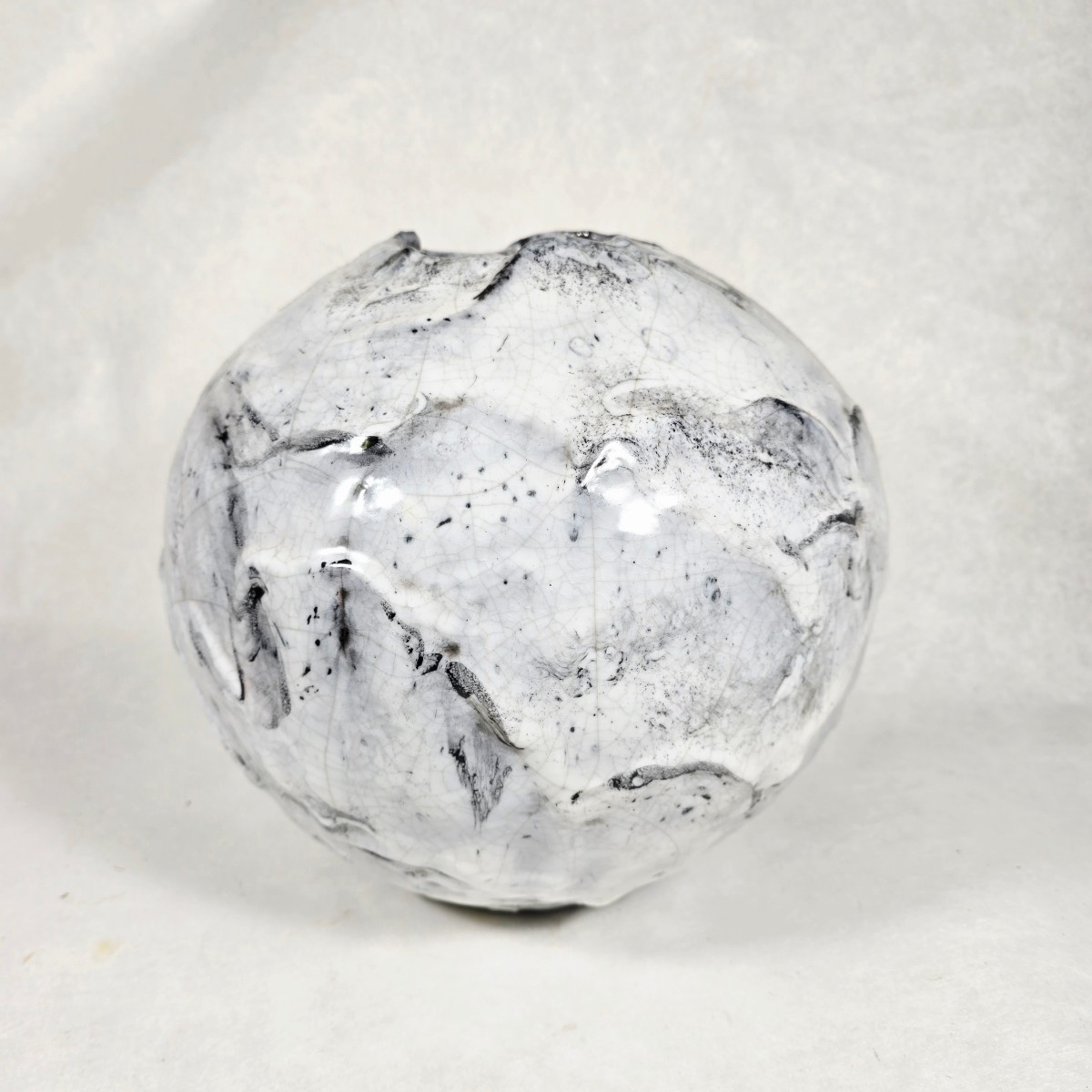 Ball Vase By Gisèle Buthod Garcon 