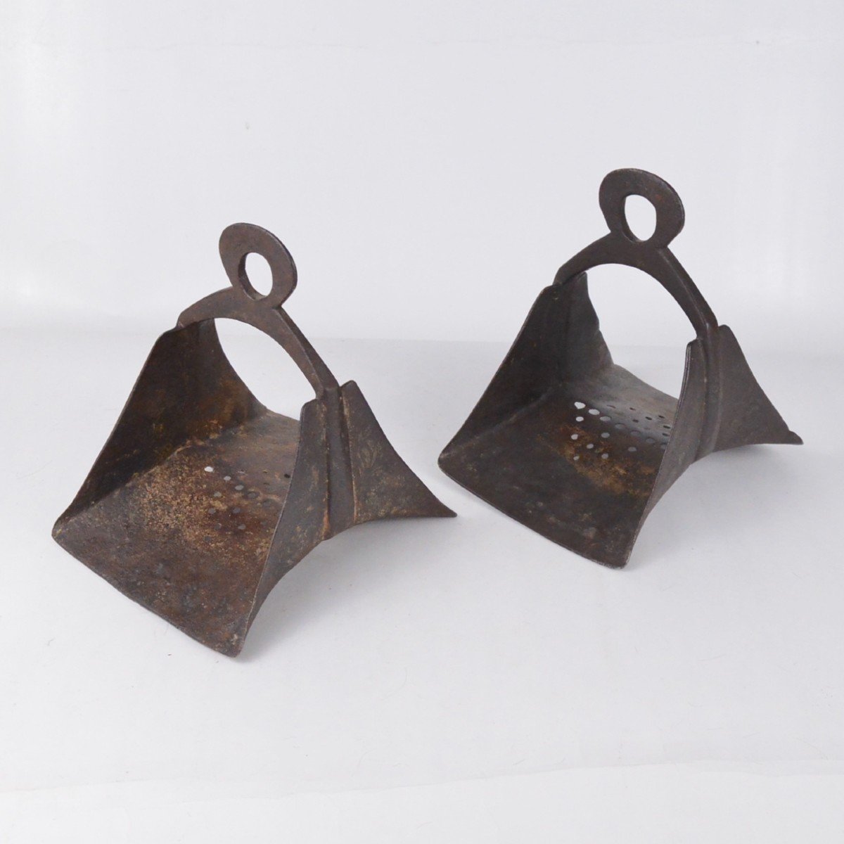 Pair Of Islamic Iron Stirrups-photo-3