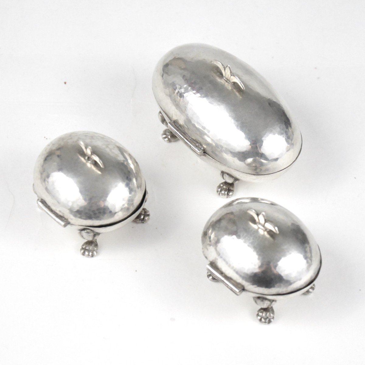 Two Mustard Pots And A Saltcellar In Sterling Silver Feet In The Shape Of Lion Paws Spain-photo-1