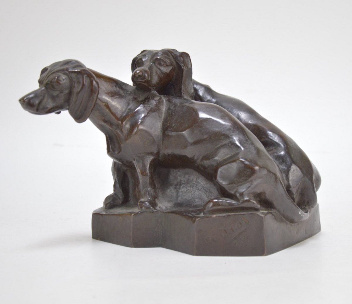 Sculpture En Bronze Patiné Couple De Teckels 1939 Signé