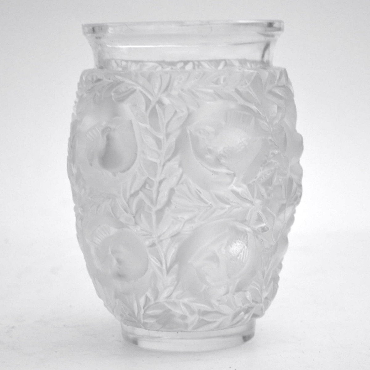 Lalique France Vase Bagatelle En Verre Blanc Moul&eacute; Press&eacute; Satin&eacute; -photo-2