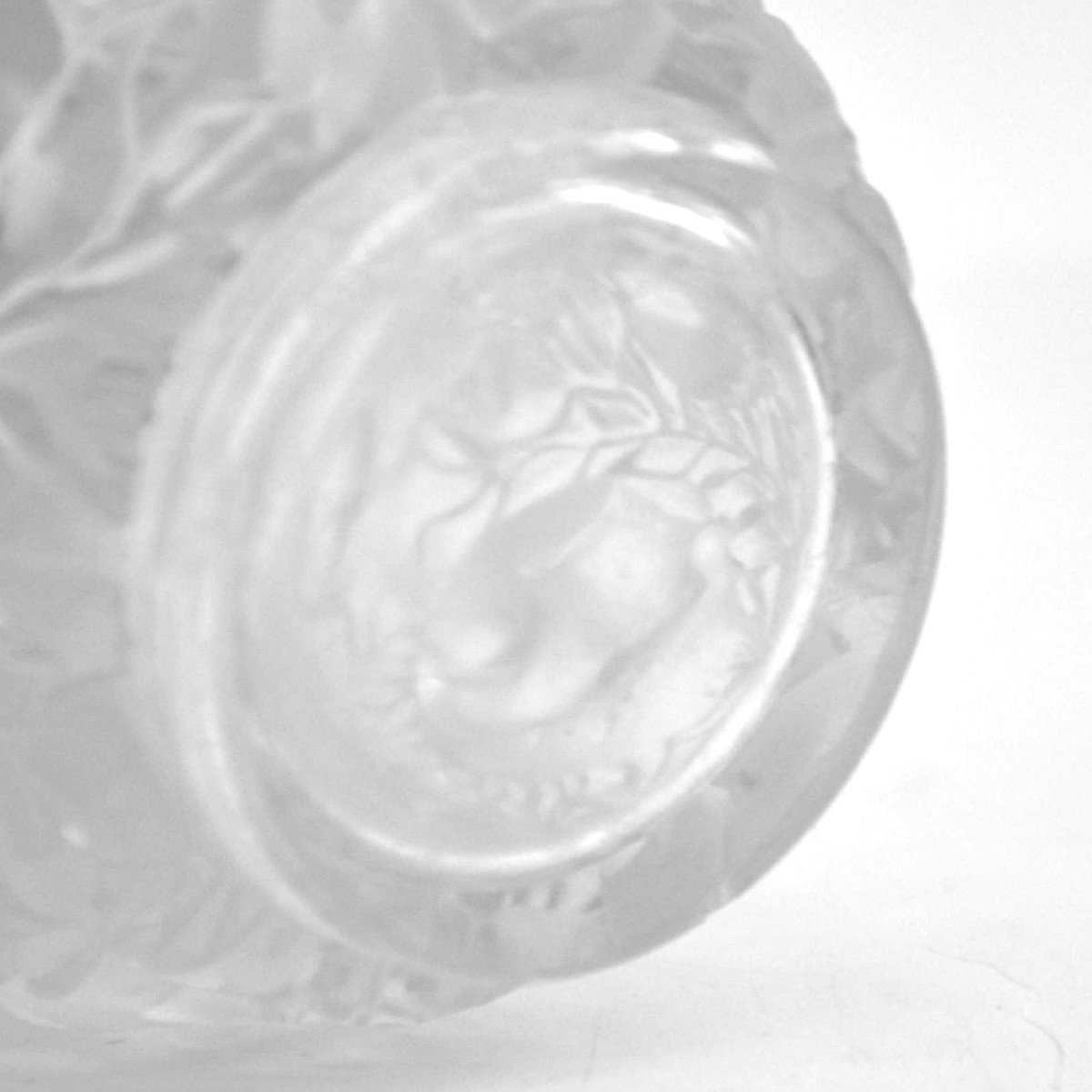 Lalique France Vase Bagatelle En Verre Blanc Moul&eacute; Press&eacute; Satin&eacute; -photo-2